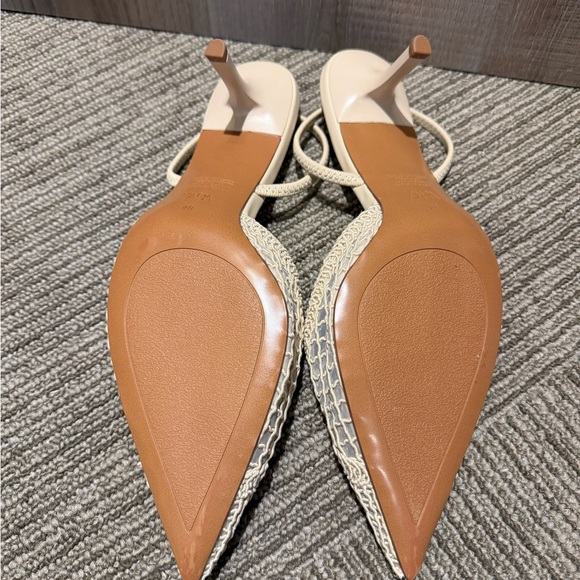 Zara Elegant Cream Heels - Picture 3 of 3